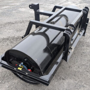 Rouleau 24’’ X 72’’ de large, 3 points catégorie 1 et attache ‘’Skid Steer’’